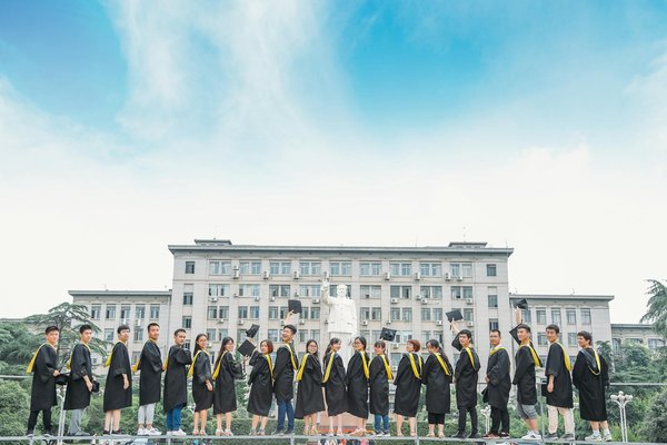 Quelles activités favorisent l'apprentissage des sciences chez les jeunes ?